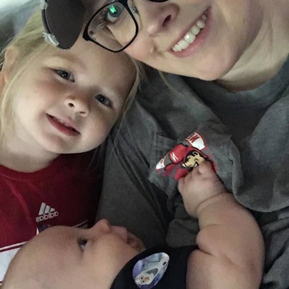 Meet your Posher, Ali - Picture 1 of 1